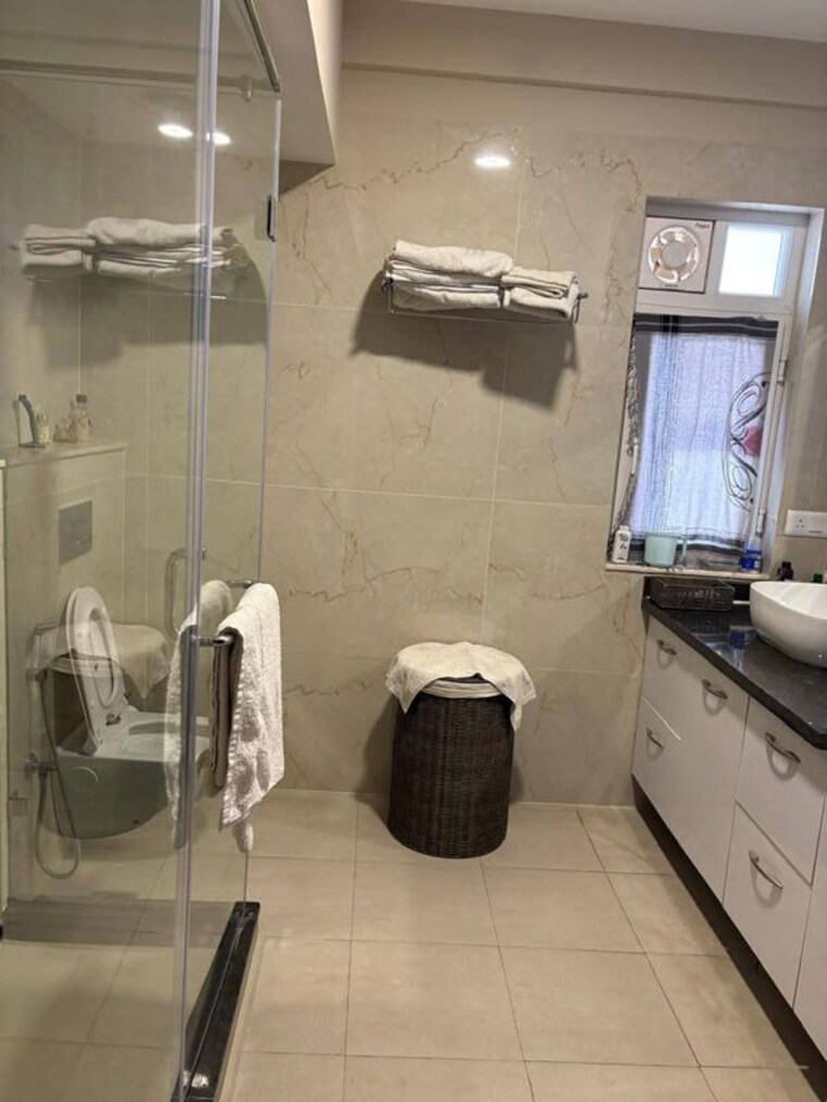 Master Bedroom, parsvnath-exotica 3 Bedroom 2645 Sq.Ft. Apartment In Sector 53 Gurgaon 9959759