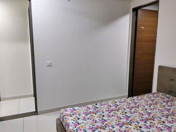 Bedroom in 3 BHK Apartment at Naranpura – for Rent