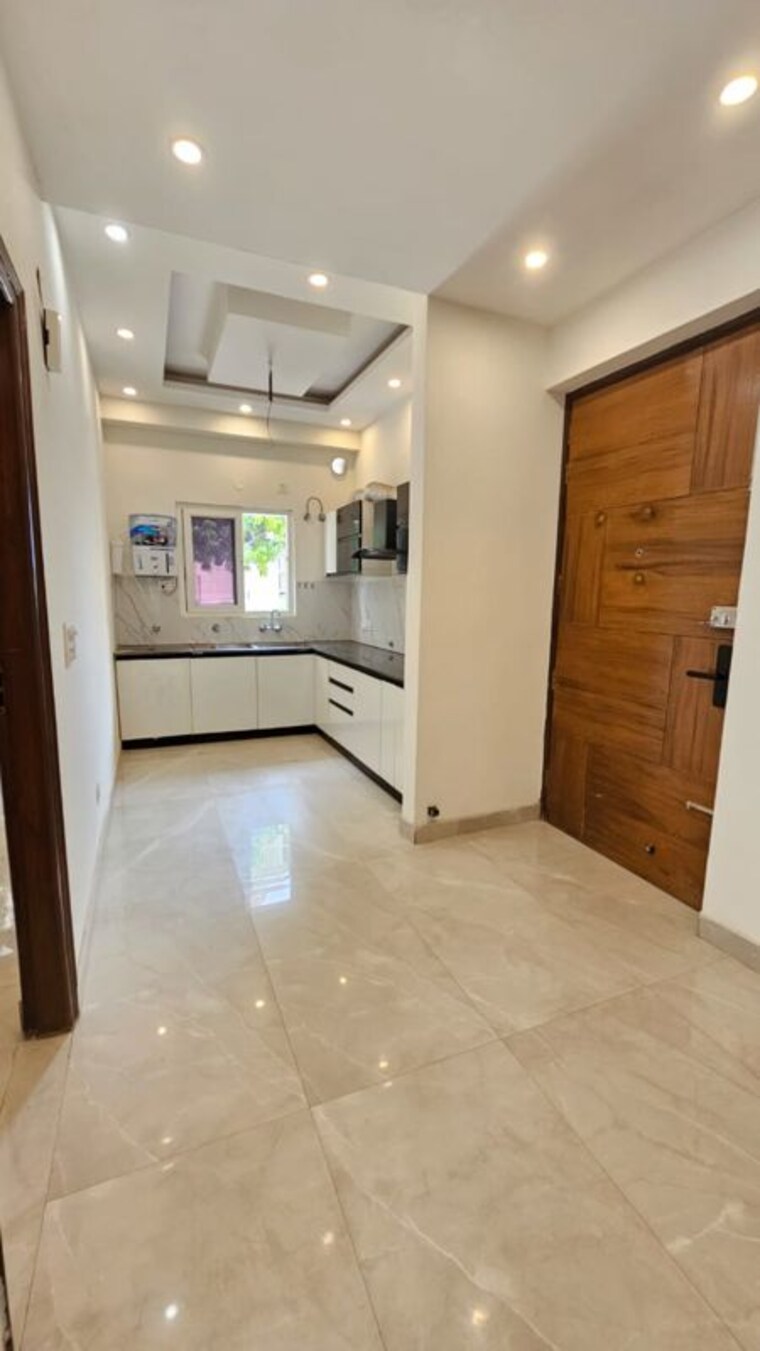 Room, skynet-towers 3 Bedroom 1350 Sq.Ft. Apartment In Patiala Road Zirakpur 9959884