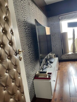 Team Area in 3 BHK Apartment at DB Orchid Woods, Goregaon East – for Rent