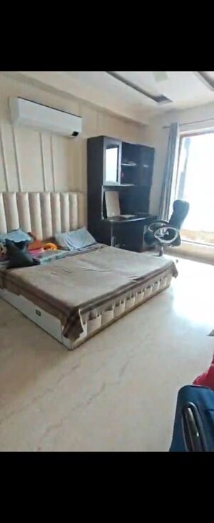 3 BHK Builder Floor For Rent in Sector 16