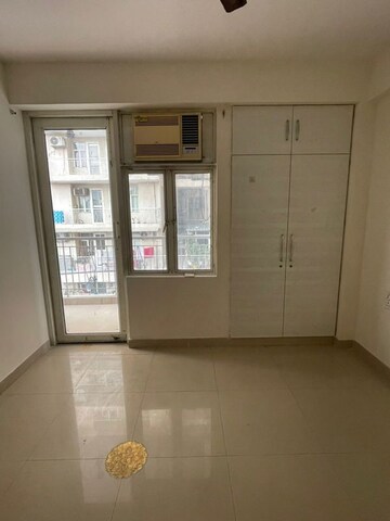 Room in 2 BHK Apartment at Mittal Rajnagar Residency, Raj Nagar Extension – for Rent