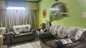 Living Room in 2 BHK Apartment at Andheri East – for Rent