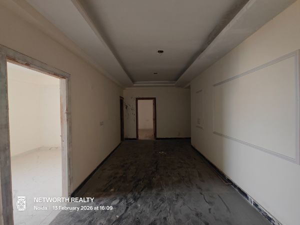 3 BHK + Extra Room Builder Floor For Sale in Sunshine Apartments Sector 73