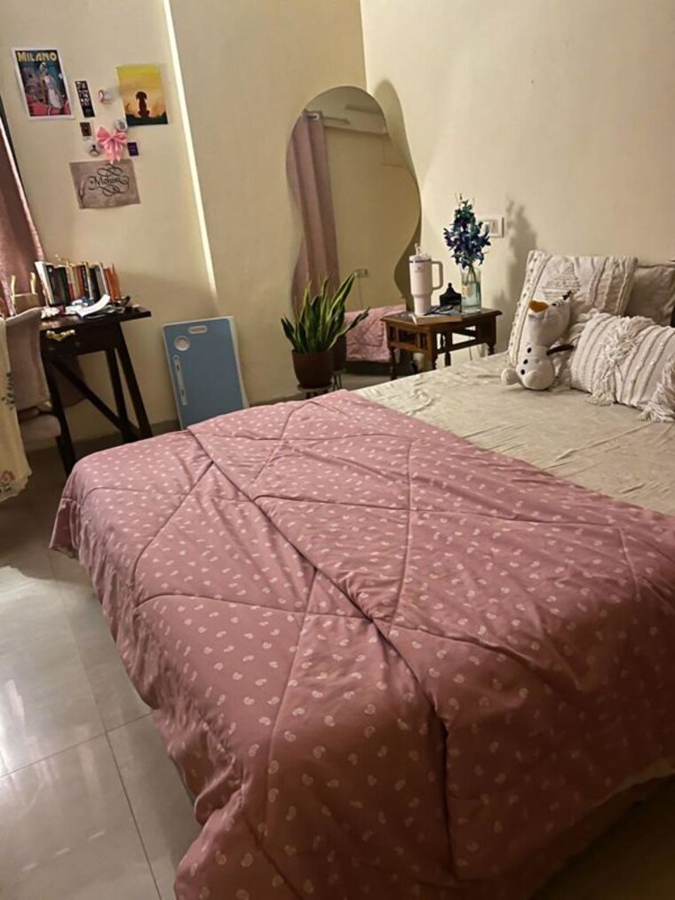 Bedroom, sewri 3 Bedroom 1000 Sq.Ft. Apartment In Sewri Mumbai 9959918