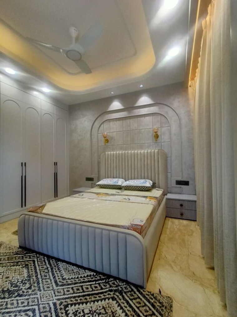 Bedroom, central-park-flower-valley 4 Bedroom 300 Sq.Yd. Builder Floor In Sohna Sector 33 Gurgaon 9960006