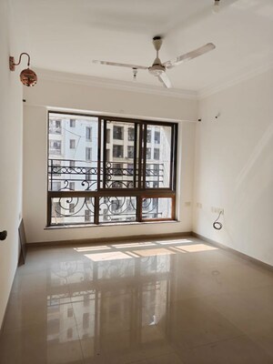 Bedroom in 2.5 BHK Apartment at Raheja Acropolis, Deonar – for Rent