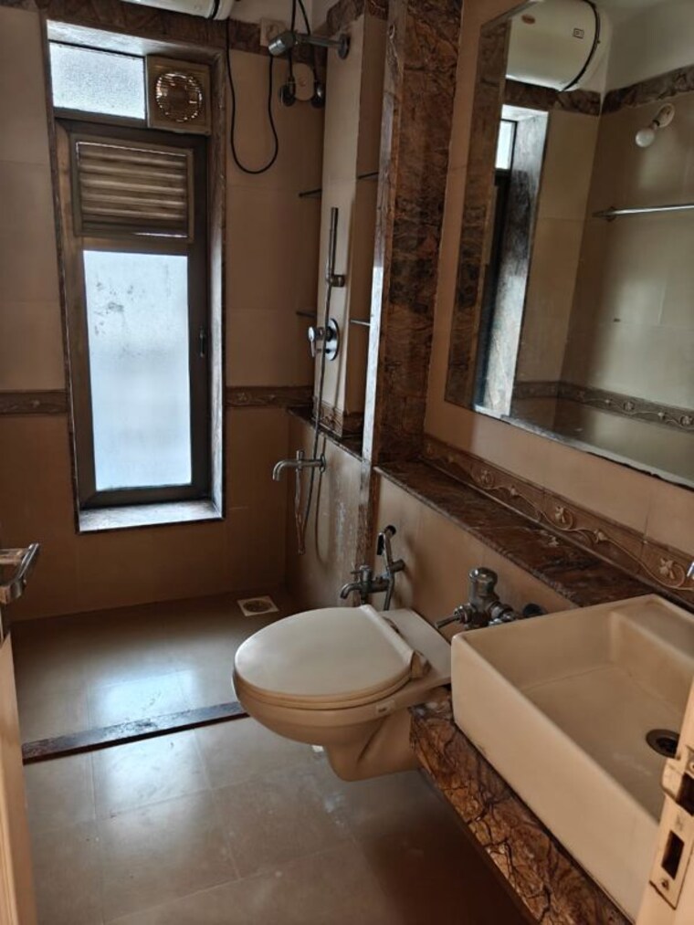 Bathroom, raheja-acropolis 2.5 Bedroom 1196 Sq.Ft. Apartment In Deonar Mumbai 9960071