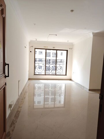 2.5 BHK Apartment For Rent in Raheja Acropolis, Deonar