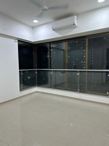 Room in 3 BHK Apartment at Celestia Spaces, Parel – for Rent