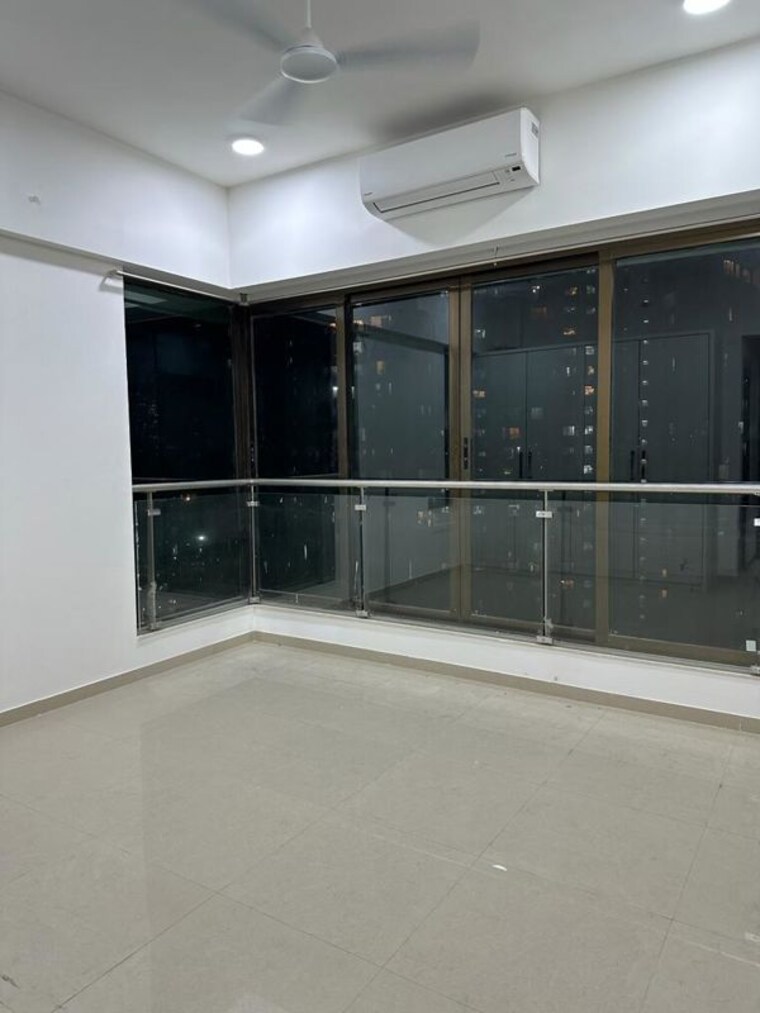 Room, celestia-spaces 3 Bedroom 1700 Sq.Ft. Apartment In Parel Mumbai 9960205