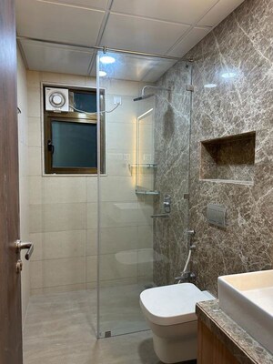 Bathroom in 3 BHK Apartment at Celestia Spaces, Parel – for Rent
