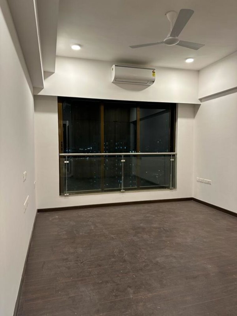 Room, celestia-spaces 3 Bedroom 1700 Sq.Ft. Apartment In Parel Mumbai 9960205