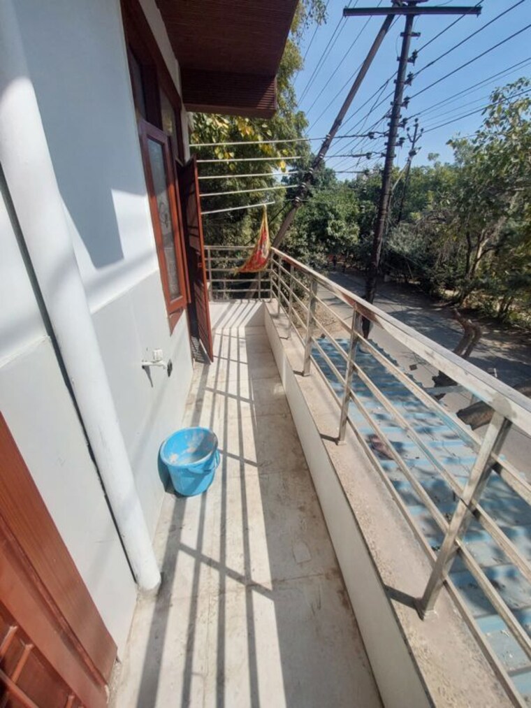 Balcony, vasundhara sector 13 3 Bedroom 1450 Sq.Ft. Builder Floor In Vasundhara Sector 13 Ghaziabad 9960304