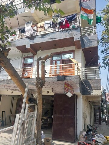 3 BHK Builder Floor For Sale in Vasundhara Sector 13