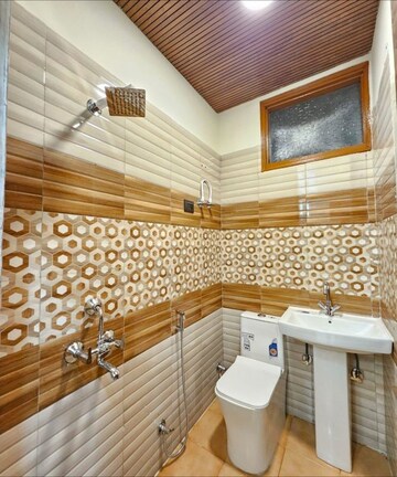 Kitchen in 2 BHK Builder Floor at Divyansh Homes, Indrapuram – for Rent