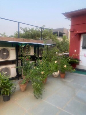 Parking in 2 BHK Builder Floor at Greater Kailash I – for Rent