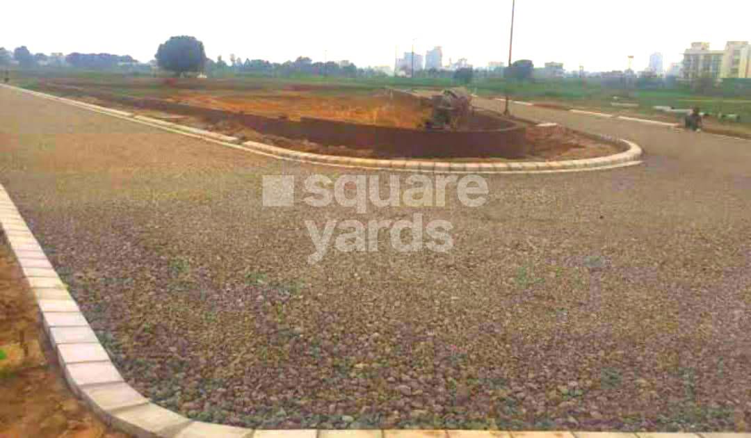 Plot For Sale in Altus Prime