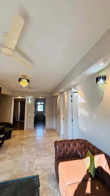 Living Room in 3.5 BHK Apartment at Signature Global City 63A, Sector 63a – for Rent