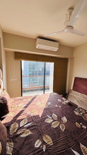 Bedroom in 3.5 BHK Apartment at Signature Global City 63A, Sector 63a – for Rent