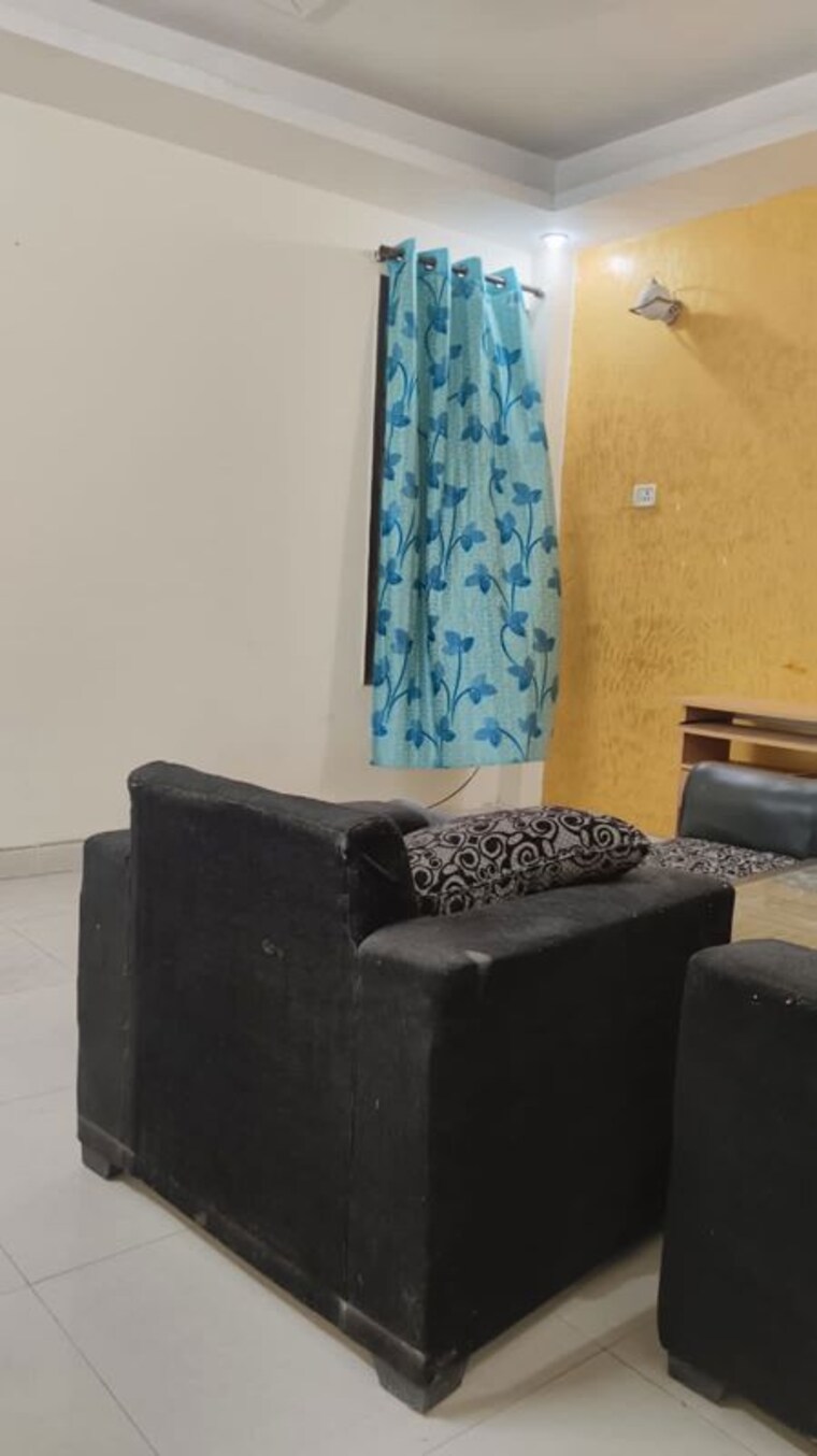 Living Room, saket 2 Bedroom 800 Sq.Ft. Builder Floor In Saket Delhi 9960596