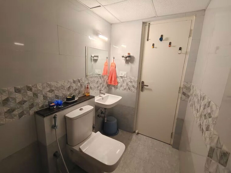 Attached Bathroom, salarpuria-sattva-park-cubix 3 Bedroom 1498 Sq.Ft. Apartment In Devanahalli Bangalore 9960530