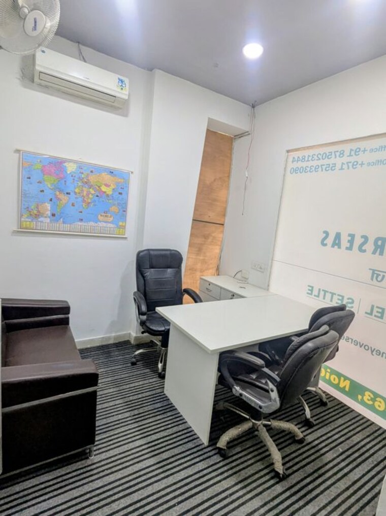Team Area, sector 63 Commercial Office Space 1000 Sq.Ft. In Sector 63 Noida 9960741