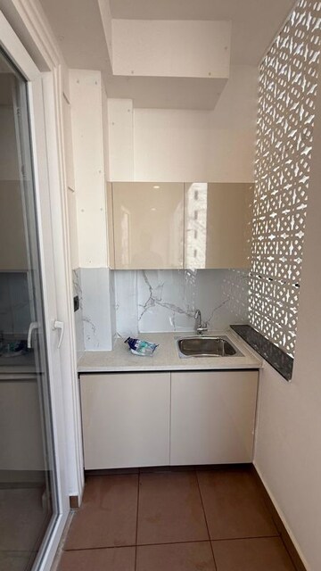 Bathroom in 3 BHK Apartment at Raj One Good Earth, Sector 71 – for Rent