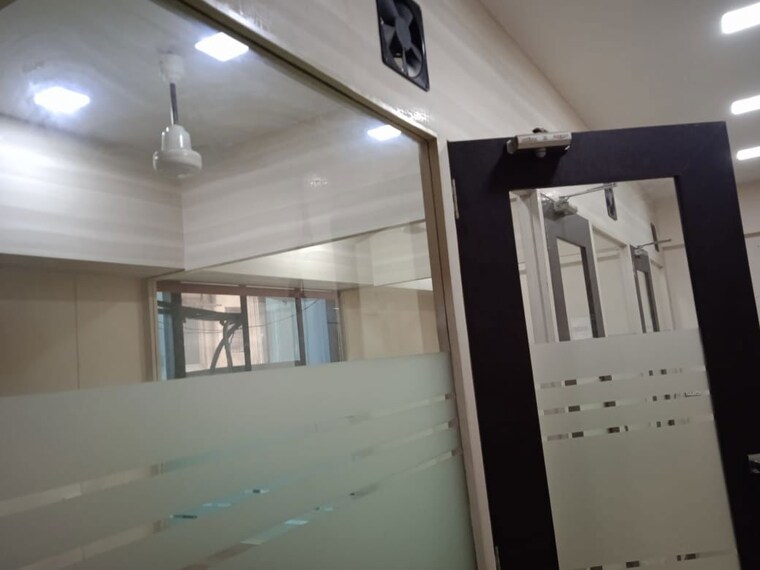 Kitchen, naupada Commercial Office Space 430 Sq.Ft. In Naupada Thane 9960950