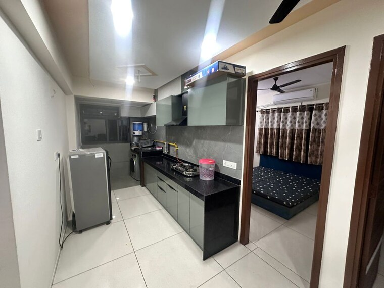 Living Room, shela 3 Bedroom 1428 Sq.Ft. Apartment In Shela Ahmedabad 9960941