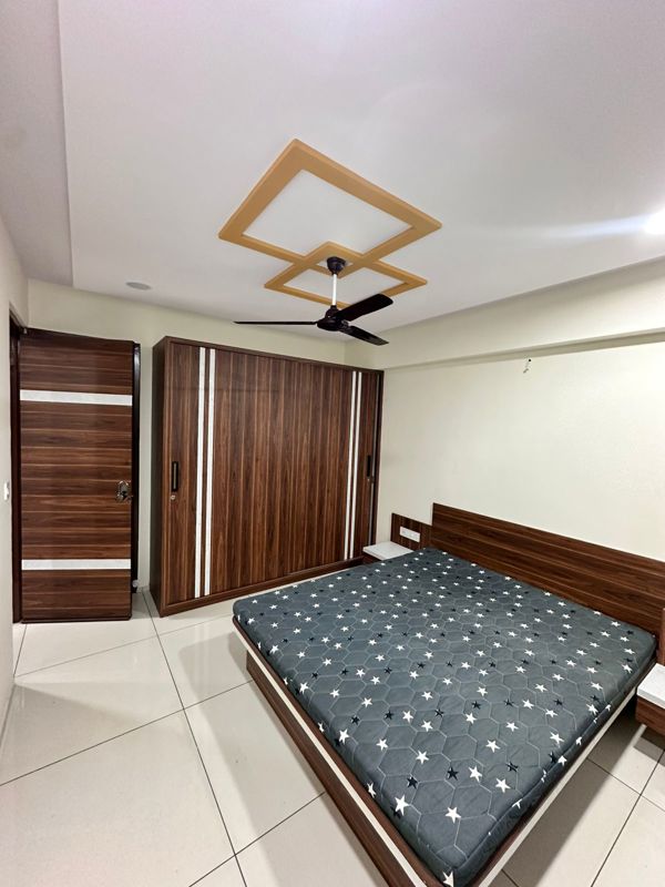 3 BHK + Pooja Room Apartment For Rent in Shela