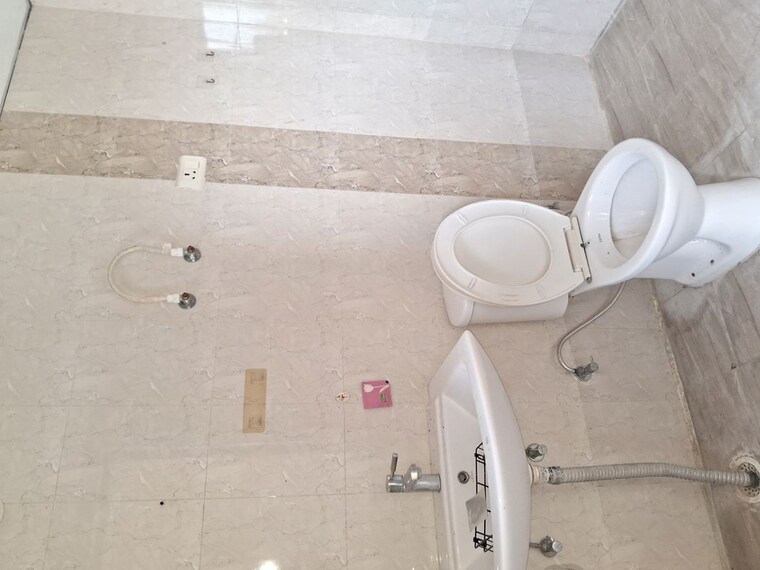 Bathroom, charms-castle 2 Bedroom 850 Sq.Ft. Apartment In Raj Nagar Extension Ghaziabad 9960961