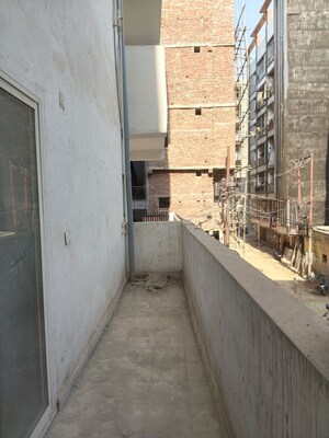 Balcony in 2 BHK Builder Floor at Sunshine Apartments Sector 73, Sector 73 – for Rent
