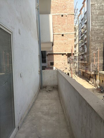 Balcony in 2 BHK Builder Floor at Sunshine Apartments Sector 73, Sector 73 – for Rent