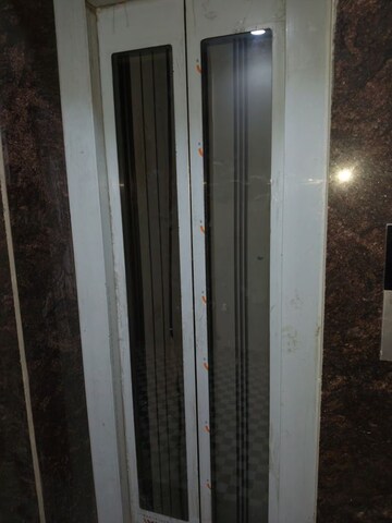 Building Lobby in 2 BHK Builder Floor at Sunshine Apartments Sector 73, Sector 73 – for Rent