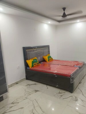 Bedroom in 2 BHK Builder Floor at Saket – for Rent
