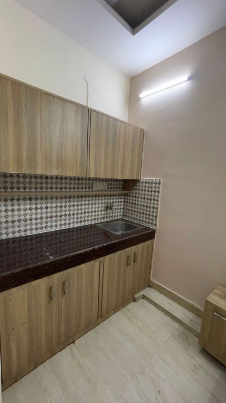 Kitchen, sector 45 1 RK 440 Sq.Ft. Builder Floor In Sector 45 Gurgaon 9961002