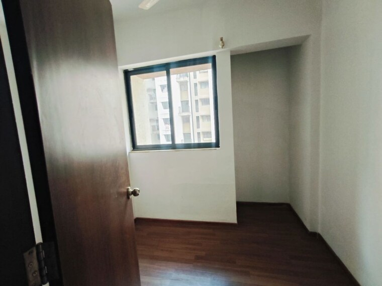Room, lodha-palava-city-lakeshore-greens 1.5 Bedroom 638 Sq.Ft. Apartment In Dombivli East Thane 9961005
