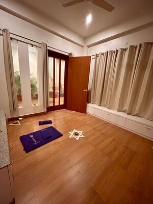 Bedroom in 6+ BHK Independent House at Vrindavan Yojna – for Sale