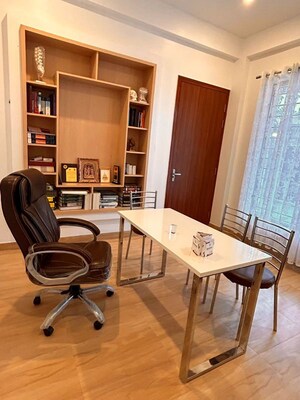 Master Bedroom in 6+ BHK Independent House at Vrindavan Yojna – for Sale