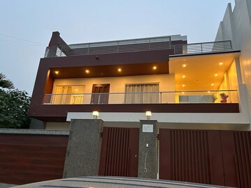 6+ BHK Independent House For Sale in Vrindavan Yojna