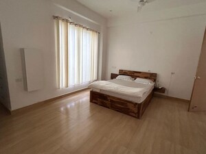 Room in 6+ BHK Independent House at Vrindavan Yojna – for Sale