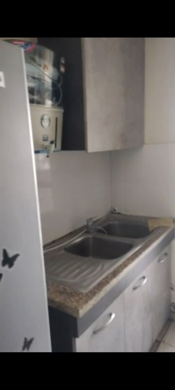 Bathroom in 3 BHK Apartment at DLF Regal Gardens, Sector 90 – for Sale