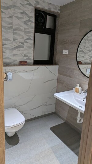 Bathroom in 2 BHK Apartment at Amanora Ascent Towers, Hadapsar – for Sale