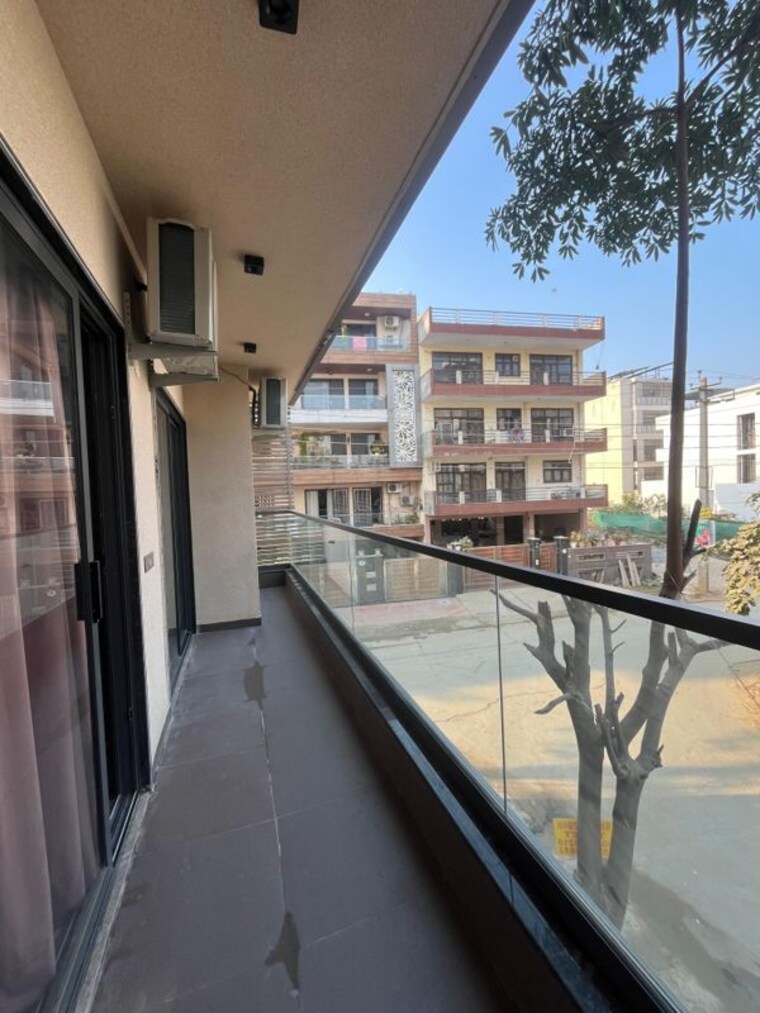 Balcony, vipul-square 1 RK 440 Sq.Ft. Builder Floor In Sushant Lok I Gurgaon 9961030