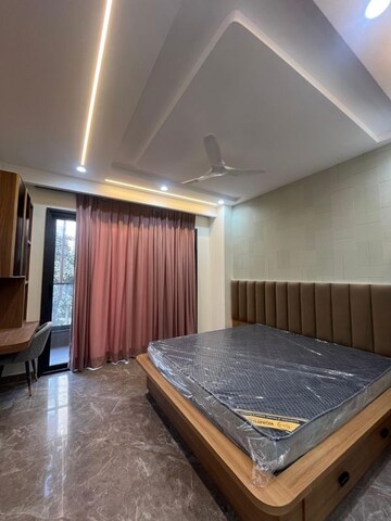 Bedroom in 1 RK Builder Floor at Vipul Square, Sushant Lok I – for Rent