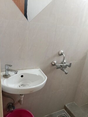 Bathroom in 1 BHK Apartment at Lodha Vista, Lower Parel – for Rent