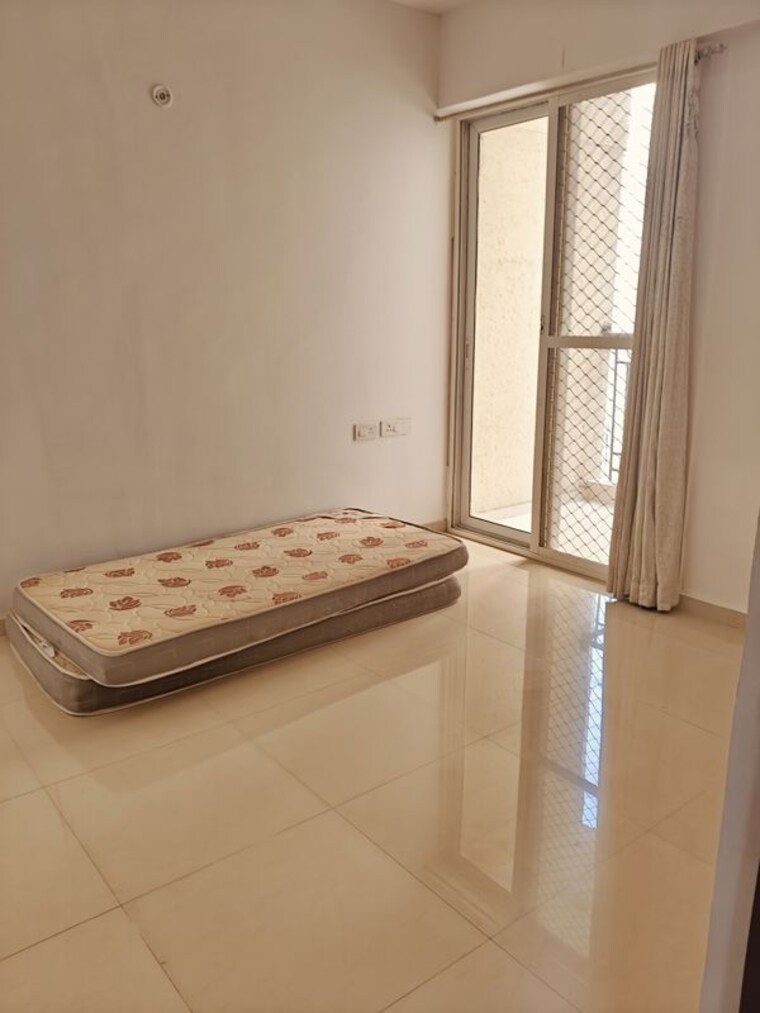 Bedroom, prateek-grand-city 2 Bedroom 970 Sq.Ft. Apartment In Siddharth Vihar Ghaziabad 9961076