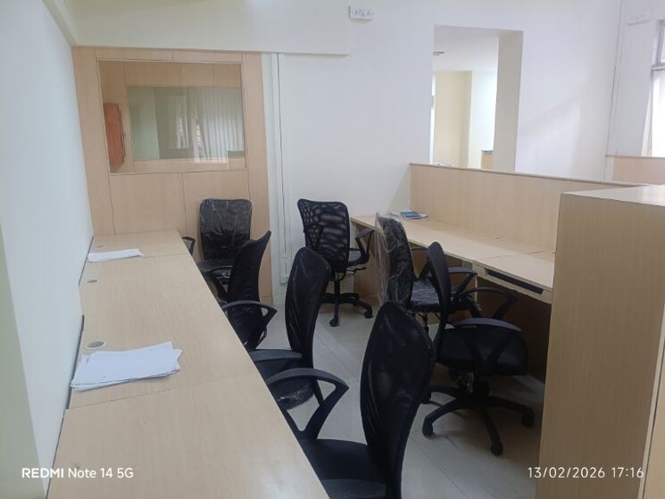 Team Area, naupada Commercial Office Space 800 Sq.Ft. In Naupada Thane 9961103