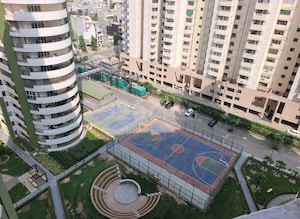 Master Plan in 4 BHK Apartment at Parx Laureate, Sector 108 – for Rent